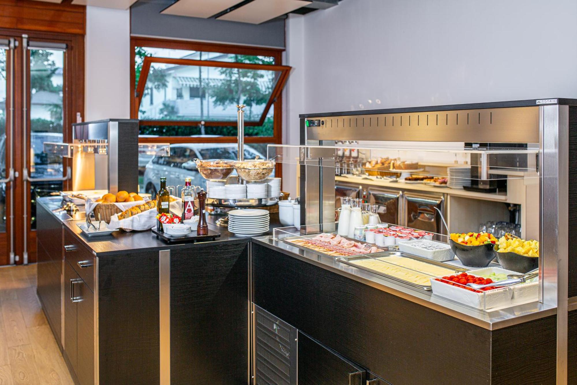 Hotel La Pergola Λινιάνο Σαμπιαντόρο Εξωτερικό φωτογραφία