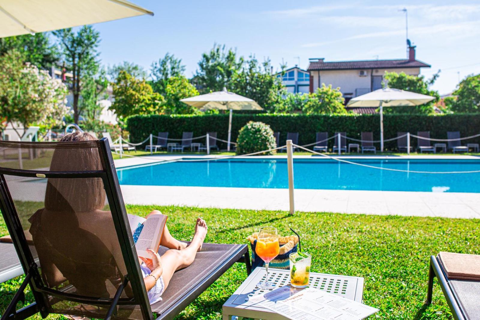 Hotel La Pergola Λινιάνο Σαμπιαντόρο Εξωτερικό φωτογραφία